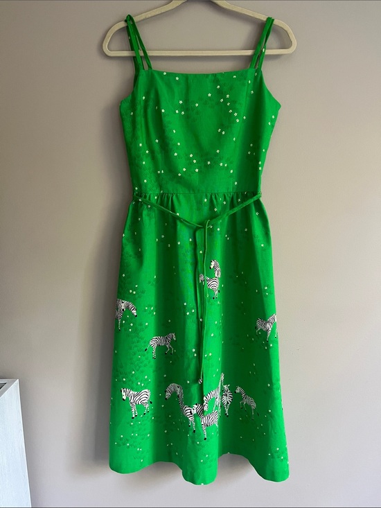 Malia Honolulu Dresses & Skirts - Malia Honolulu vintage Kelly green/white zebra motifs sundress size 10-runs smal